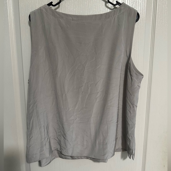 Kate Hill Light Gray Silk Tank - Picture 5 of 5